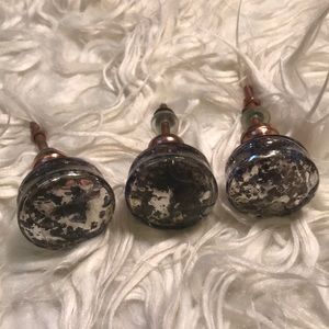 Anthropologie knobs